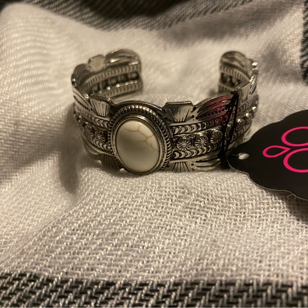 Paparazzi Silver Bracelet with White Stone